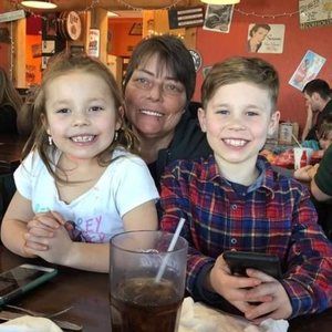 Meet your Posher, Toni